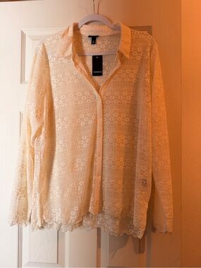 NWT Torrid Lace Collared Button-Up Blouse | Ivory